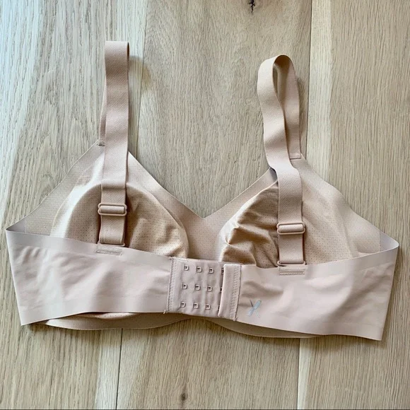 Knix Padded Wide Strap V-Neck Convertible Strap - Picture 4 of 8